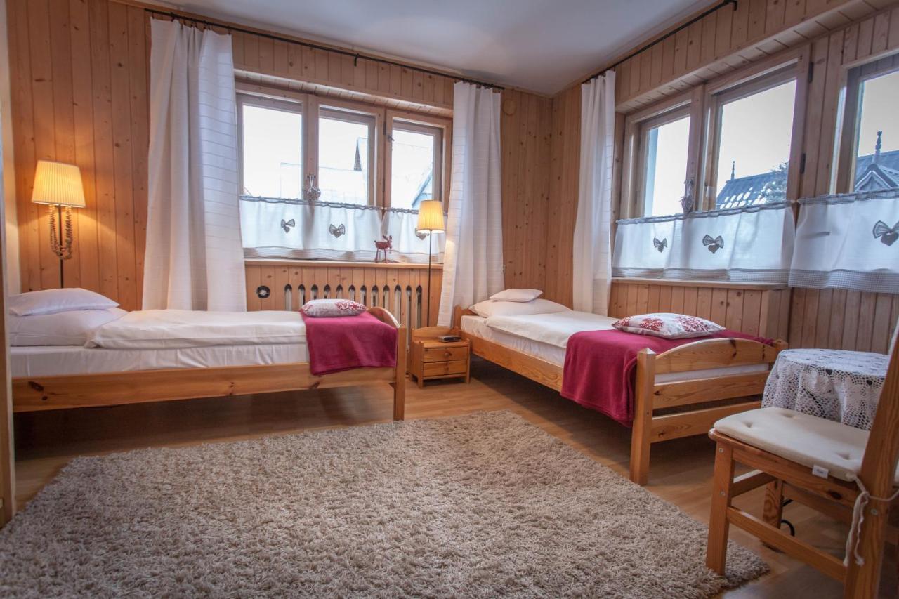 Gosciniec I Herbaciarnia Pod Zlota Lyzwa Bialka Tatrzanska Buitenkant foto